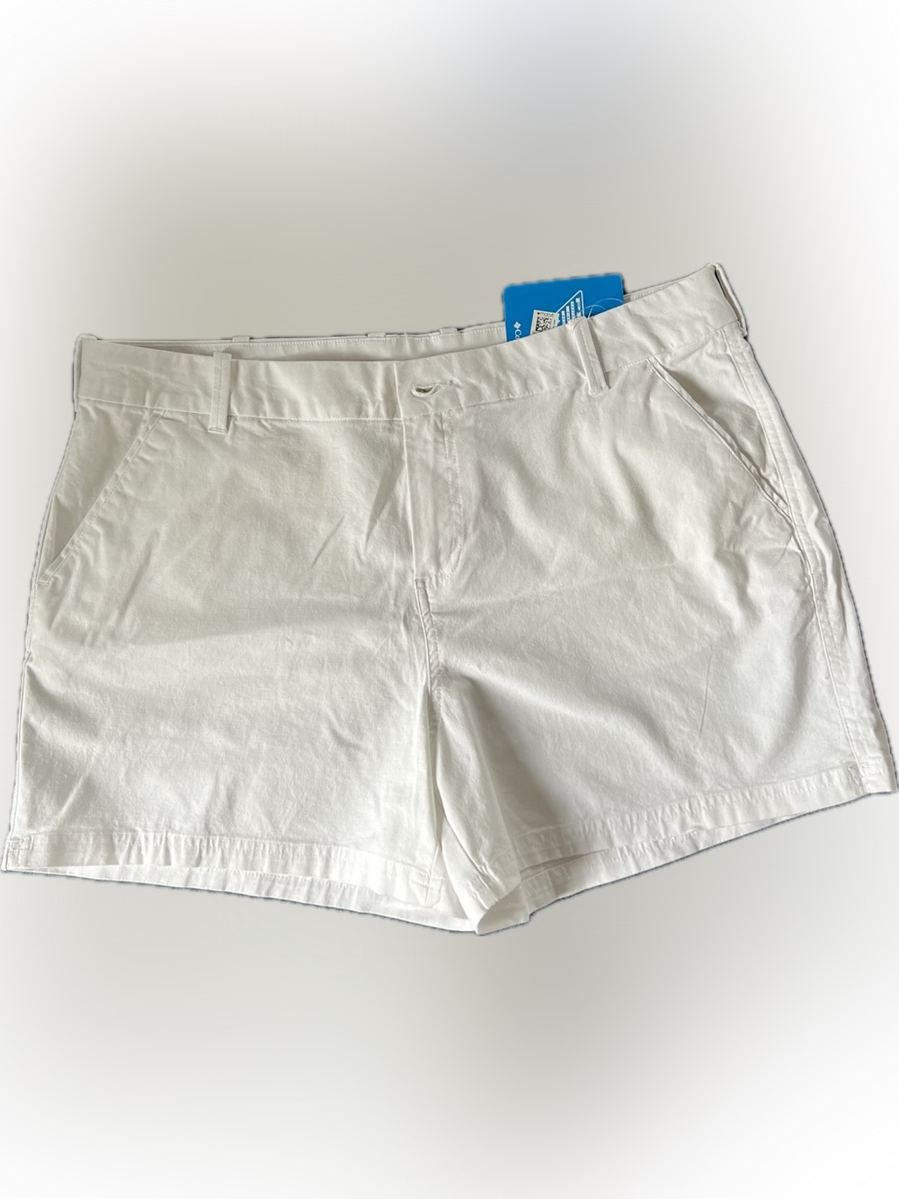 Columbia Women's White Flat-Front Casual Shorts